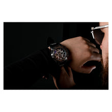 Cargar imagen en el visor de la galería, RELOJ DEPORTIVO PARA HOMBRE INVICTA SPEEDWAY 24229 - NEGRO