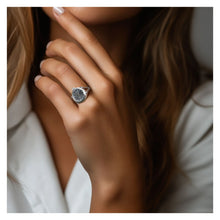 Cargar imagen en el visor de la galería, RELOJ ANILLO PARA MUJER INVICTA MINI 44481 - PLATEADO